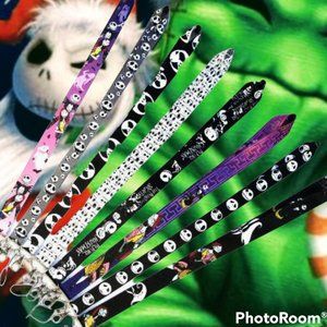 5/25$   Stocking Stuffers!! NIGHTMARE BEFORE X-MAS LANYARDS